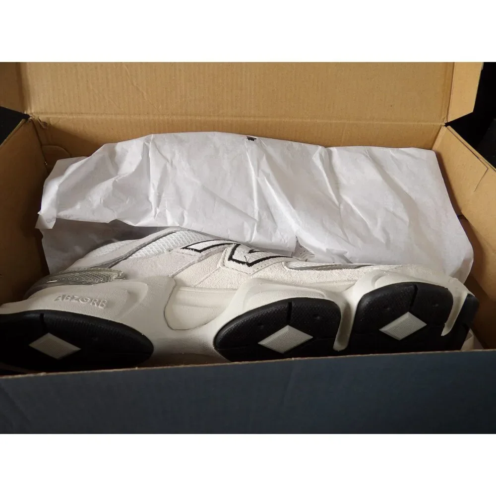 New Balance 9060 Lifestyle Mode de Vie -  (Size M 10,5  W 12)